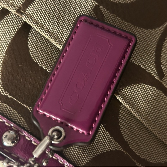 Coach Tote Bag - Picture 8 of 8